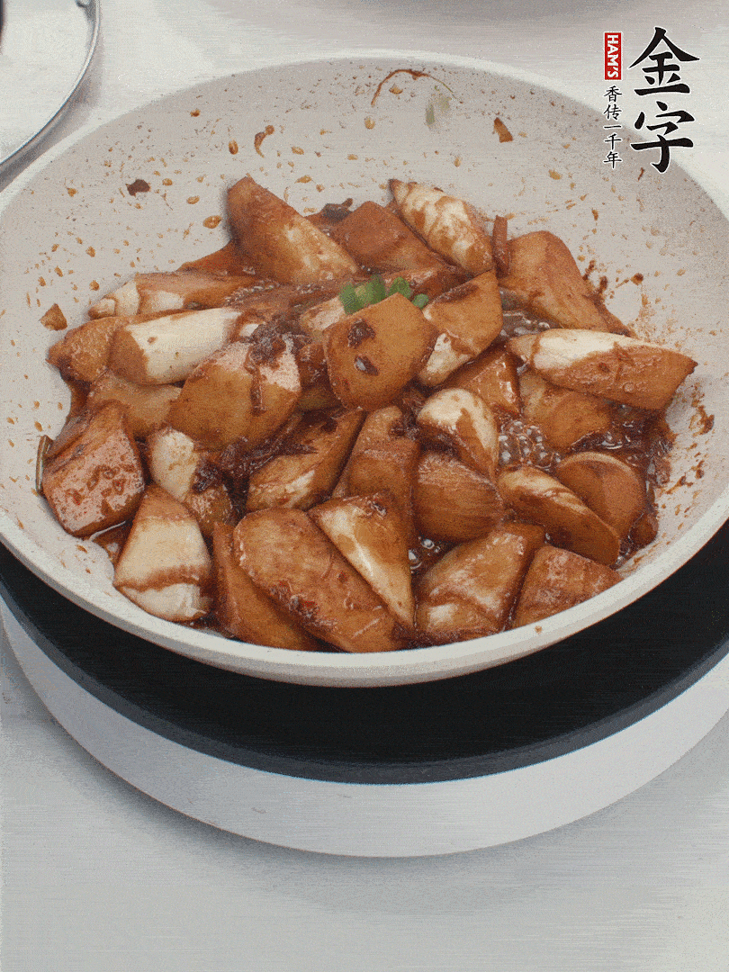撒上一點(diǎn)小蔥花。